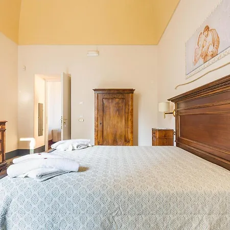 فندق مبيت وإفطار Luxury Da Salvatore 3*